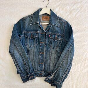 Levi's Denim Jacket Size: Small